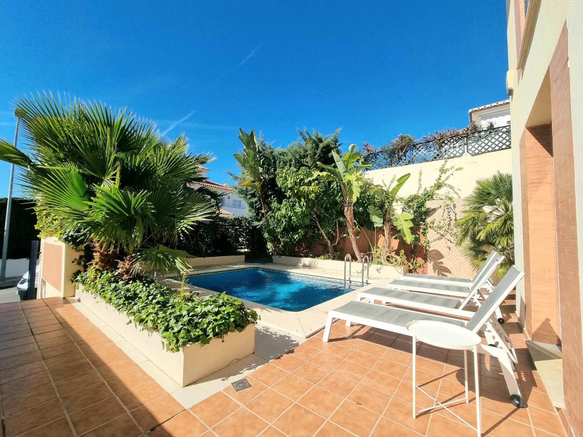 Stunning Home With Outdoor Swimmingpool, 4 Bedrooms And Wifi Benalmadena Exterior photo